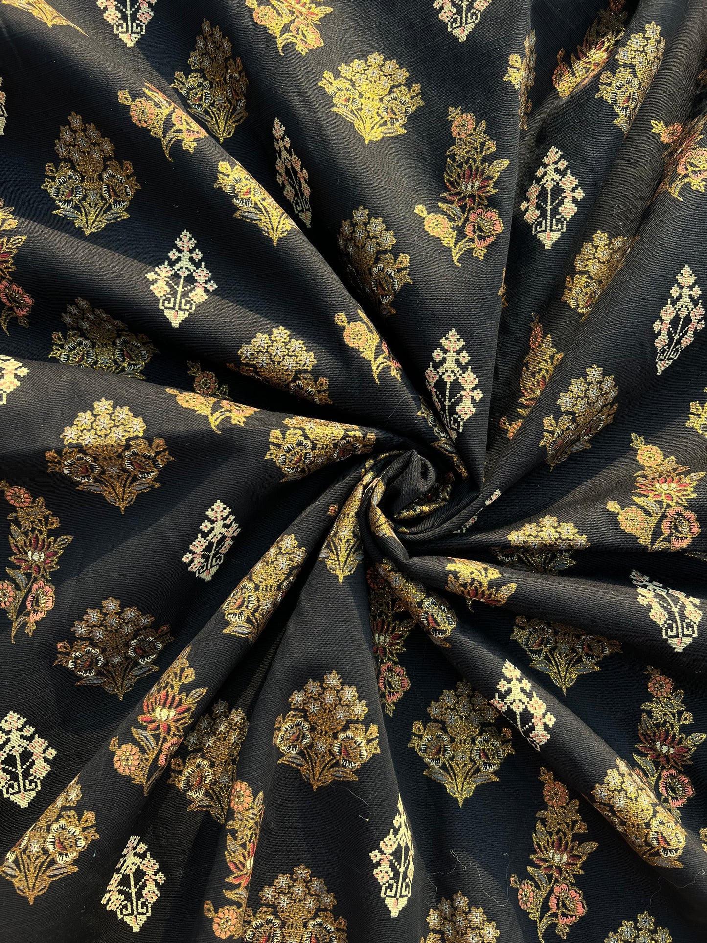 Glizoo black 2 pc unstitched