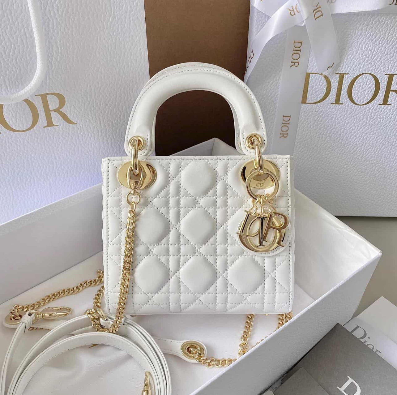 Dior White