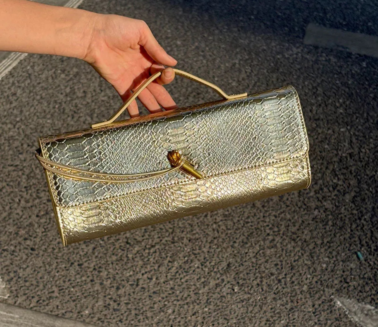 Golden crocodile long