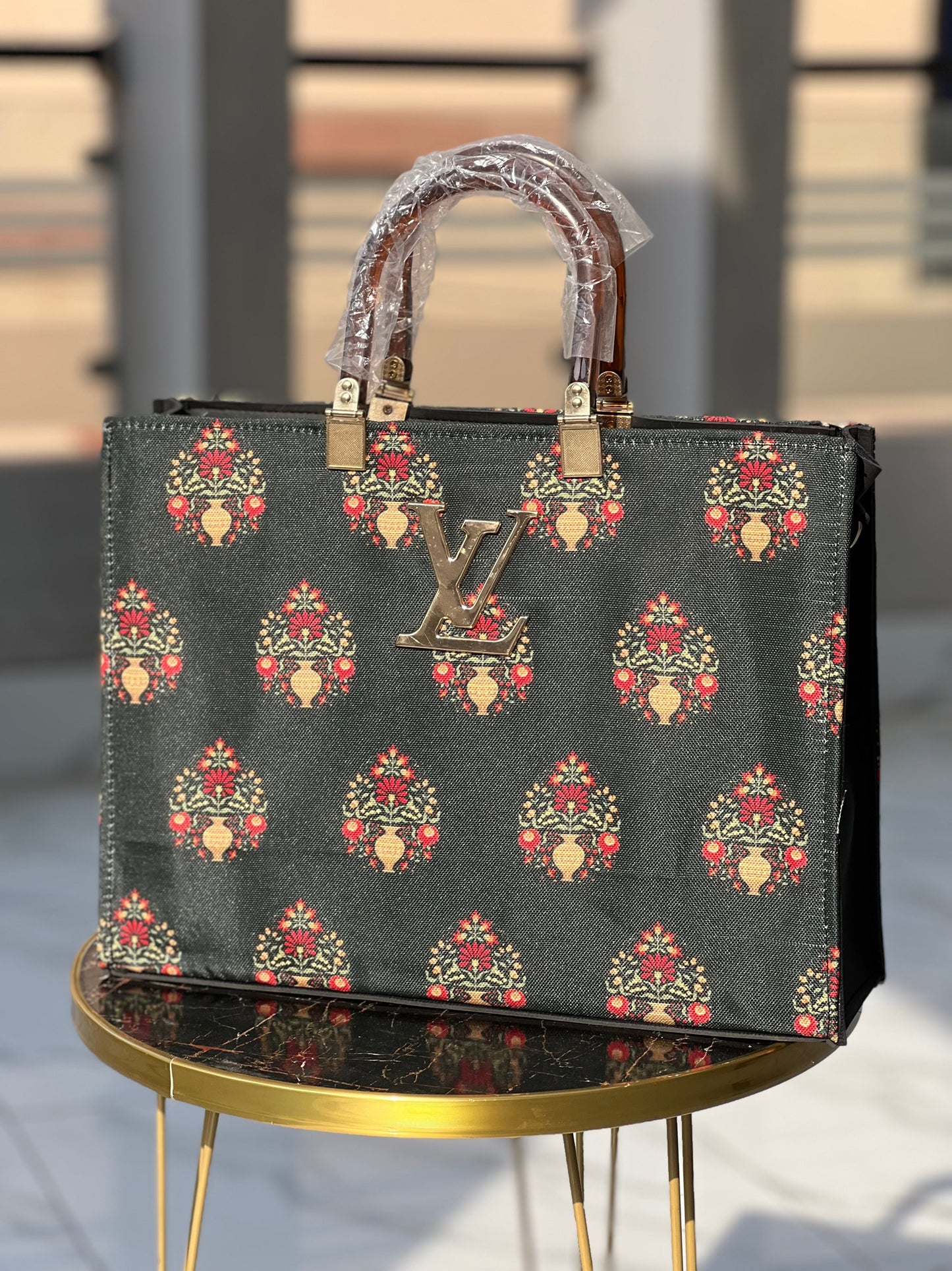 LV bottle green