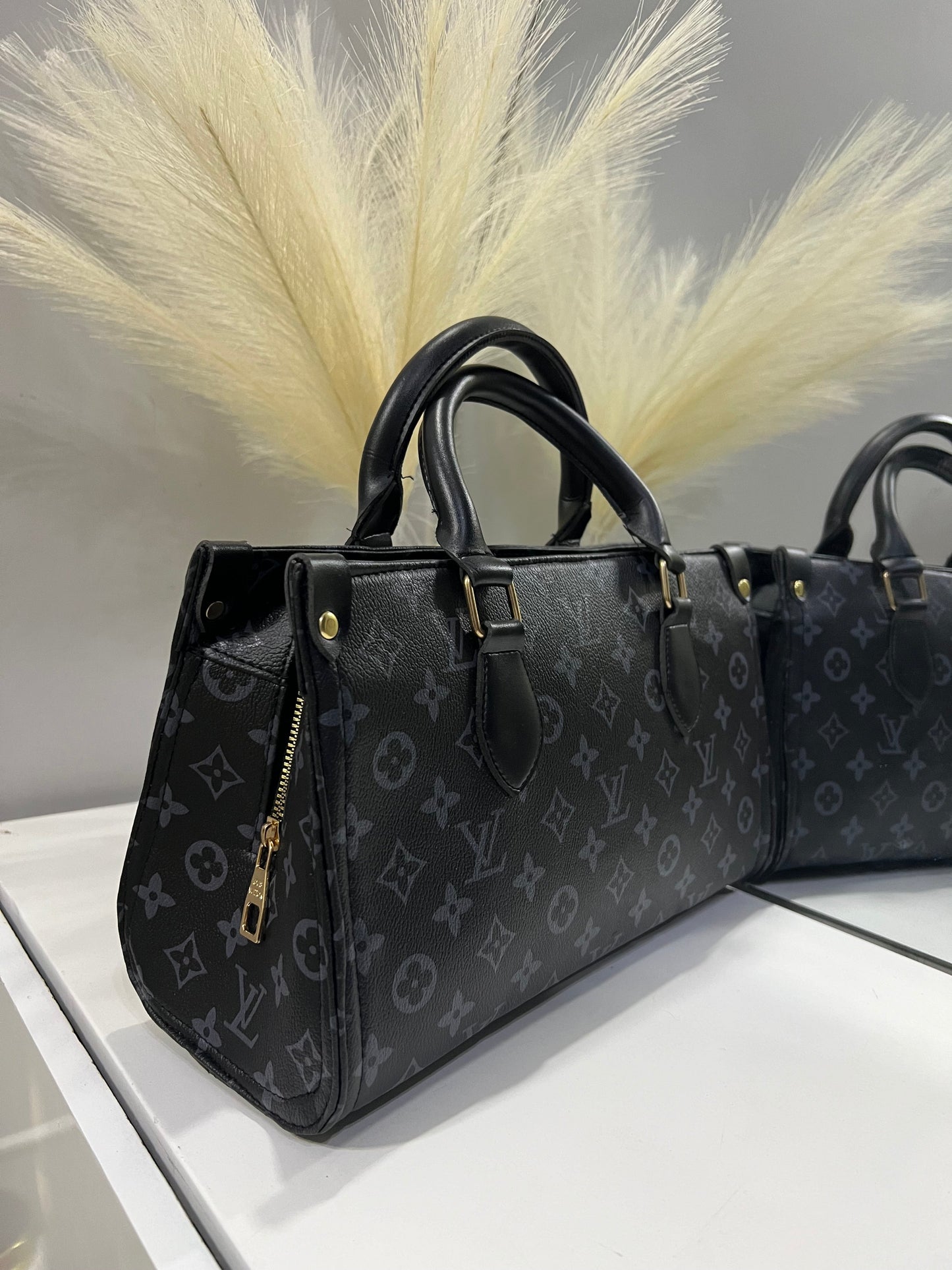 Luxy HandBag Black